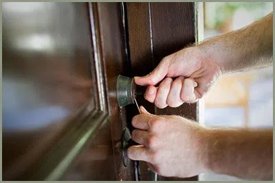 Locksmith Solution Services Miami, FL 305-307-5770 - 68-44-14