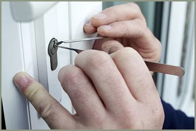 Locksmith Solution Services Miami, FL 305-307-5770 - 68-44-15